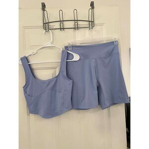 Victoria's Secret Lavender Purple Activewear Workout Set Sports Bra Shorts M/L